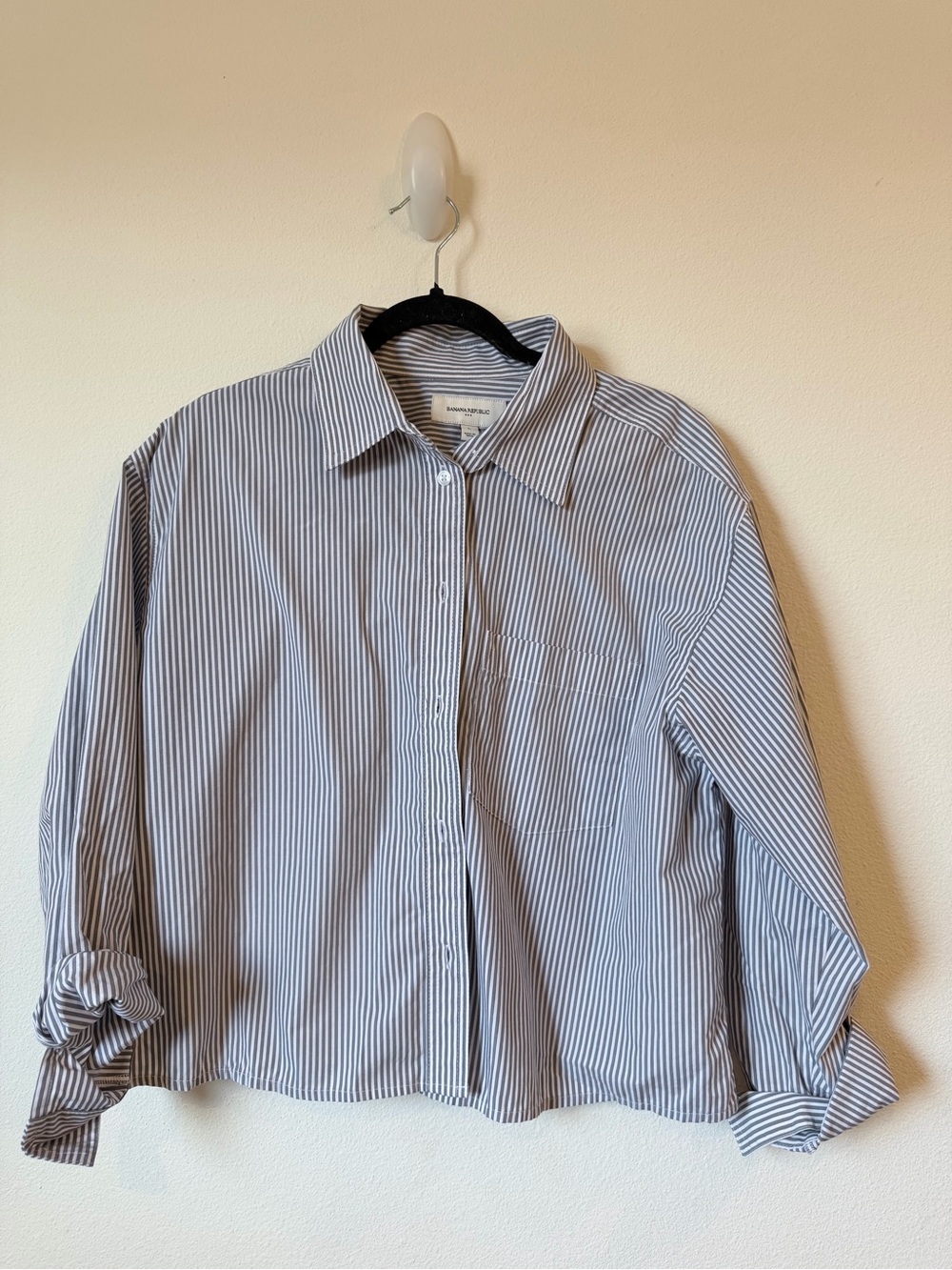Banana Republic Blue and White Striped cropped Button-Down Shirt